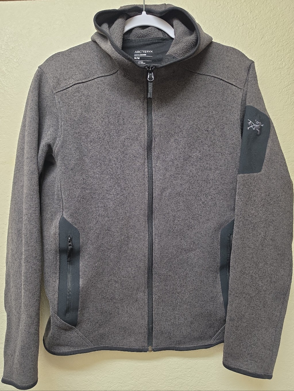 Arc'teryx Covert Full Zip Hoody Jacket Gray Black Sz Medium M Pockets Hiking